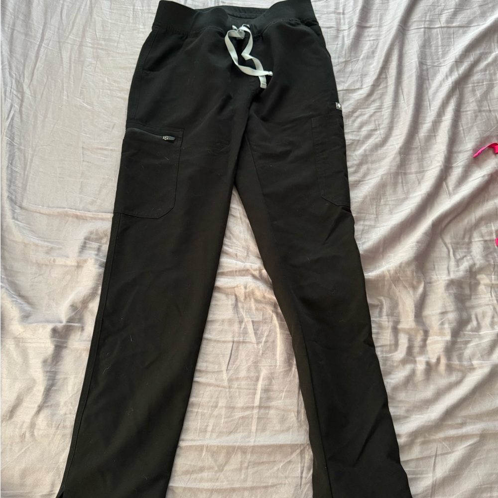 Figs black yola 2.0 scrub pants